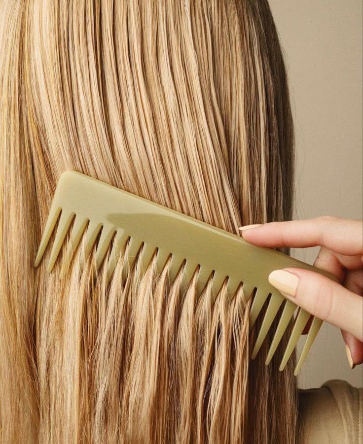 مش کاراملی در پرطرفدارترین رنگ مو مش در بهترین سالن زیبایی کرج