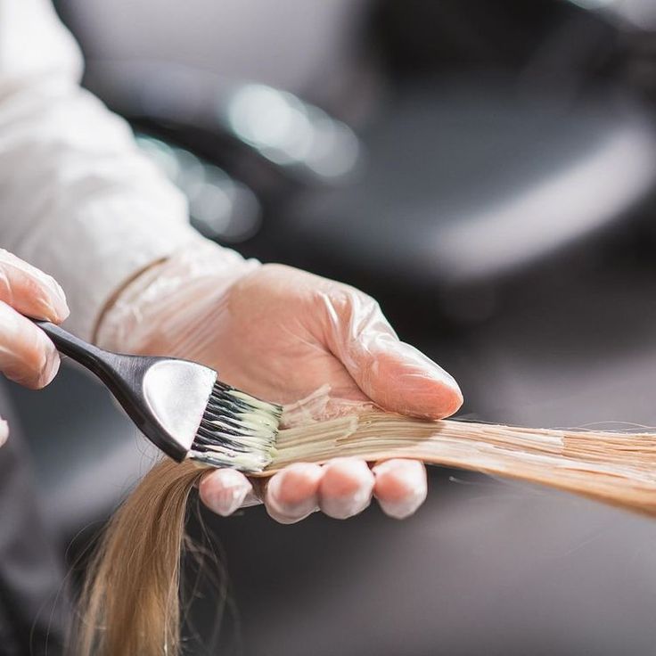 مواد اورجینال در ترکیبات موثر در احیای مو در بهترین سالن زیبایی کرج