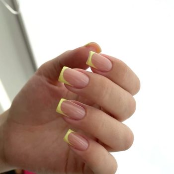 فرنچ در بهترین طراحی ناخن در کرج 