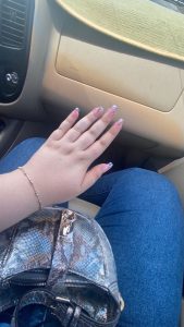 دست ها زیبا در بهترین مدل‌های ناخن برای دست‌های تپل در کرج 