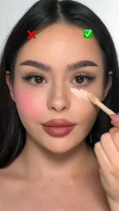 کانسیلر زدن در ۱۰ اشتباه رایج آرایش صورت در کرج