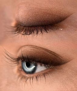 خط چشم اصولی در ۱۰ اشتباه رایج آرایش صورت در کرج