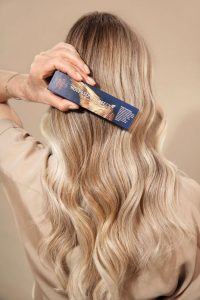 رنگساژ کاراملی زیبا در جدیدترین مدل‌های رنگساژ مو در کرج